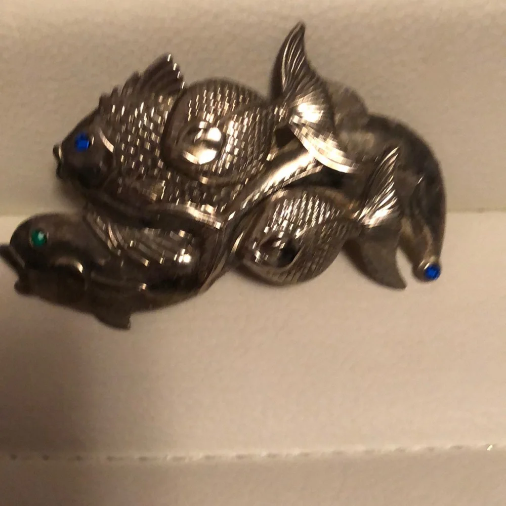 Silver Fish hair clip